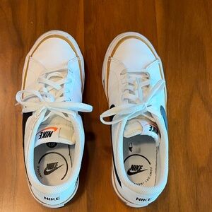 White Nike Sneakers